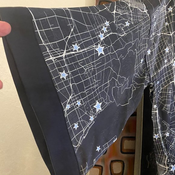 NWT Fred Segal black white and blue Star Map print, size XS/S, 100% silk robe - Picture 6 of 8